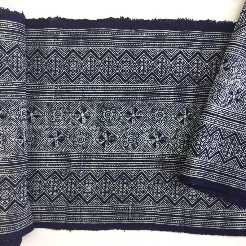 F3 Shock Price!!!! 2.50 Meters long handwoven Hmong cotton Indigo Batik fabric,vintage style cotton textiles Table runner from Thailand