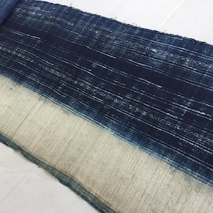 ¡Oferta! Tela batik índigo de cáñamo Hmong vintage de 1,80 metros de largo, textil de cáñamo vintage, cáñamo vintage teñido a mano, cáñamo antiguo, camino de mesa (PF1)