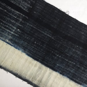 Vente!!!! 2.50 Mètres long vintage BC1 Hmong Chanmp, tissu batik indigo, textile de chanvre vintage, chanvre vintage teint à la main, vieux chanvre, coureur de table