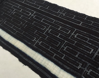 Sale!!!! 3 Metres long Vintage  Hmong Hemp, indigo batik fabric, vintage hemp textile, hand dyed vintage hemp, old hemp, table runner (C662)