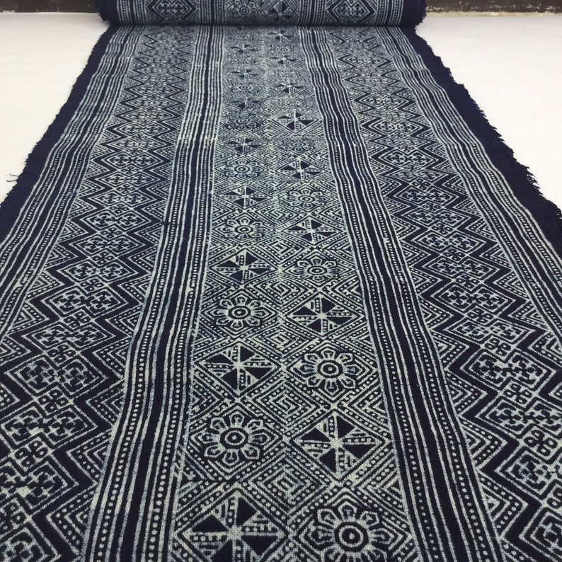 F3 Shock Price!!!! 2.50 Meters long handwoven Hmong cotton Indigo Batik fabric,vintage style cotton textiles Table runner from Thailand