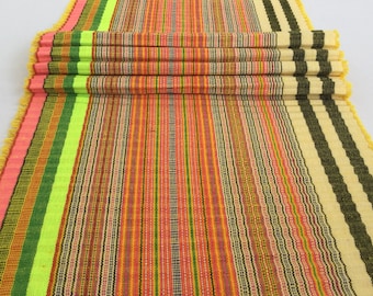 2,30 M. Tessuto batik vintage in cotone Hmong, runner da tavola, tessuto ricamato decorato, tribù delle colline Hmong dalla Thailandia (SB05)