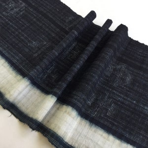 Vente!!! 2,70 mètres de long chanvre Hmong vintage, tissu batik indigo, textile de chanvre vintage, chanvre vintage teint à la main, vieux chanvre, chemin de table (PZA)