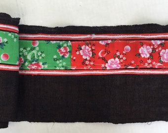Sale!!!!! Handwoven Hmong Hemp ,vintage Batik fabric textiles, old skirt Hmong hemp , Hmong textile from Thailand.