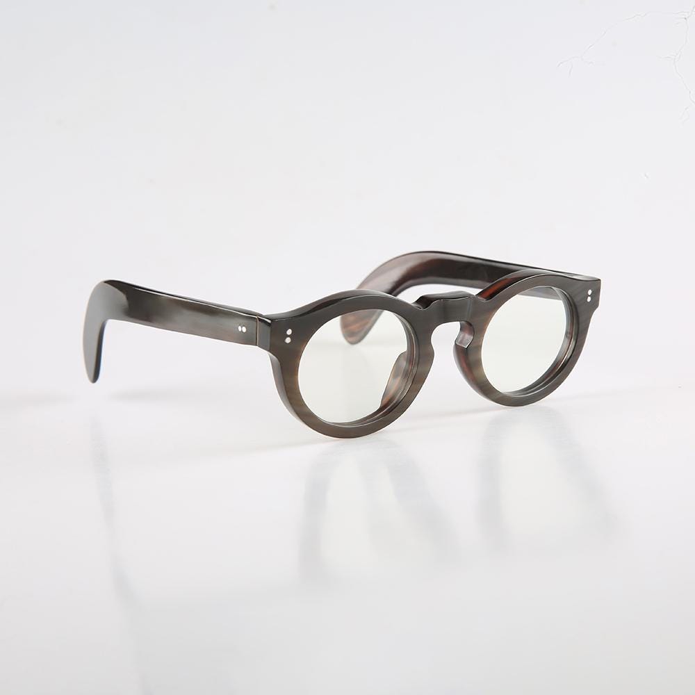 Handmade Natural Horn Glasses Frames: Thick Round Vintage Style