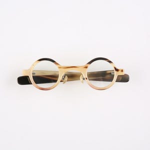 Lunettes rondes à nez large, classique, classique, fait main en corne naturelle véritable, avec plaquettes de nez, monture ronde - Homme - Femme - 100 % corne véritable
