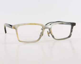 Handgefertigte Brillengestelle aus echtem Horn: Vintage Style, Unisex