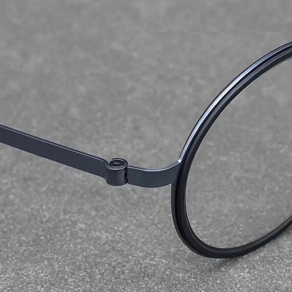 Vintage Lightweight Titanium Oval Round Glasses -… - image 9