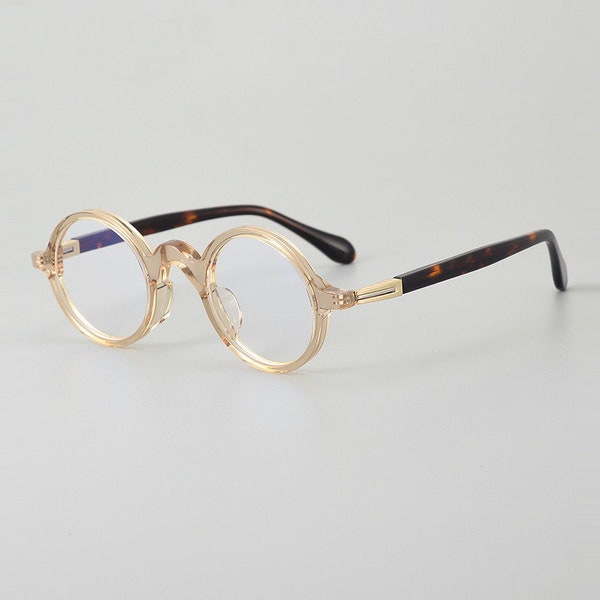 round fleck glasses