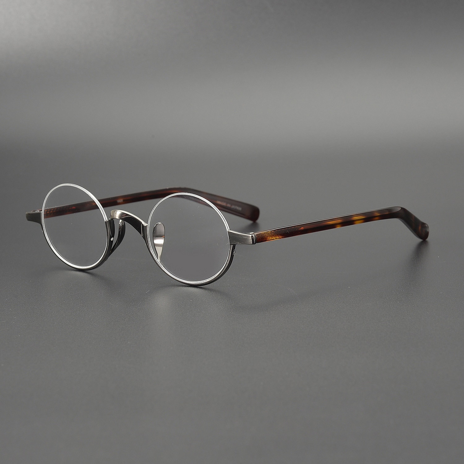 Vintage Japanese Style Titanium Glasses Frames: Round Acetate