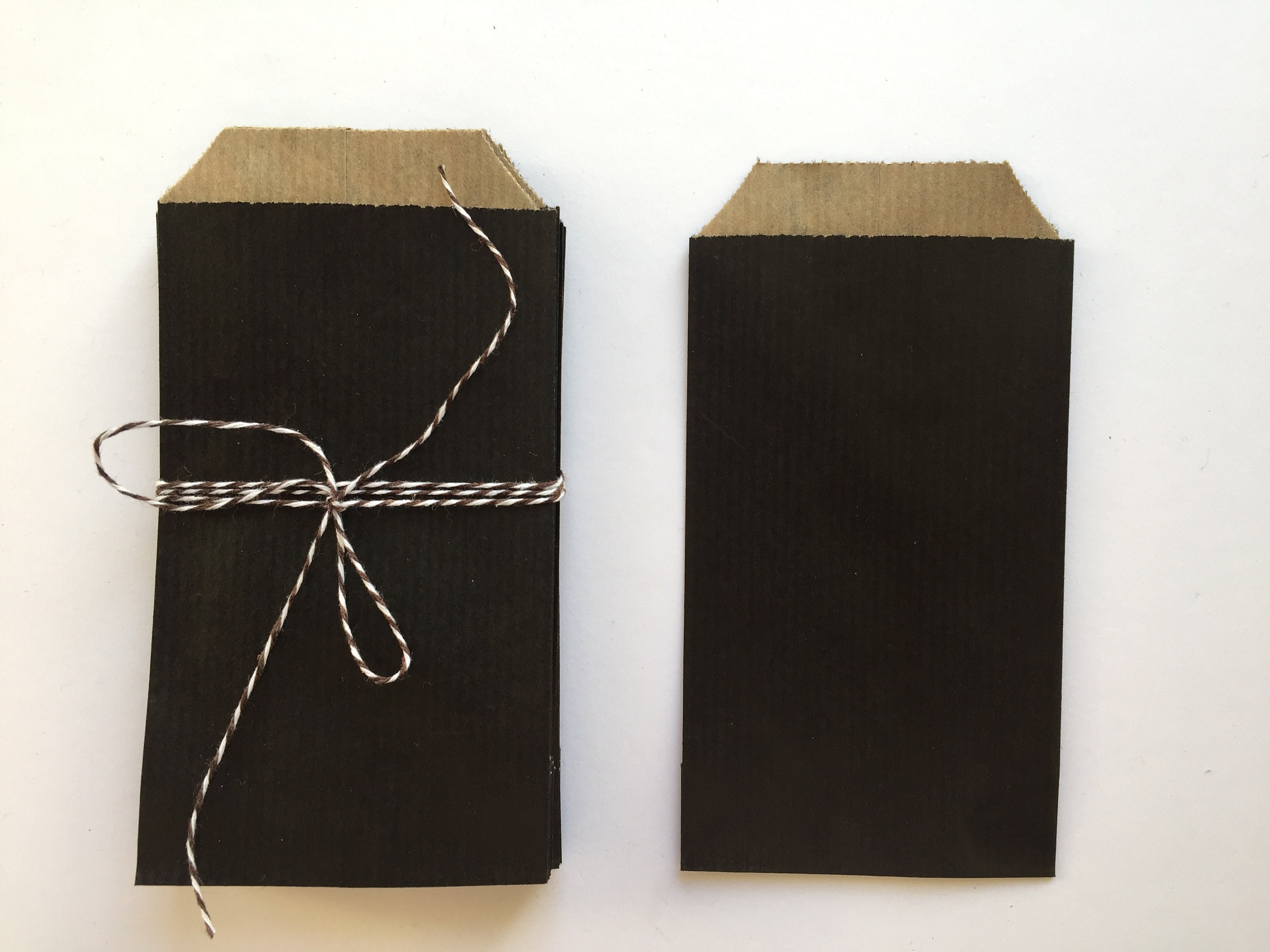 Black Kraft Paper Gift Wrapping