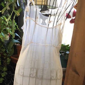 Vintage Pink Dress Full Slip 28 Small 1940/50 Light Pink Nylon with Tulle