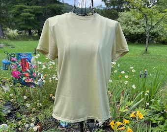 Vintage Green Medium Short Sleeve Women Top Pullover