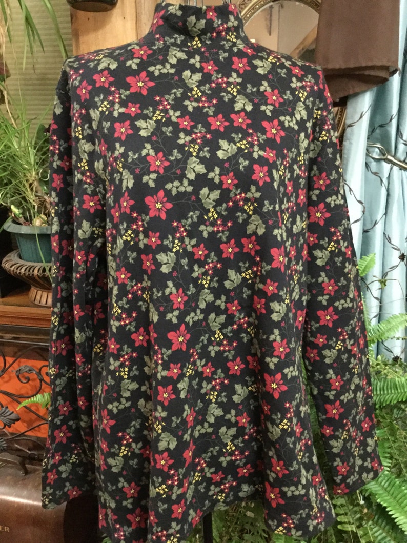 green long sleeve low turtle neck burgundy 1990/'s Ladies Poinsettia Black