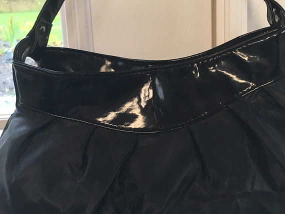 T BY TABITHA WEBB WILDSIDE TOTE BAG Ladies Navy Handbag Shoulder Avon UK  Seller £39.99 - PicClick UK