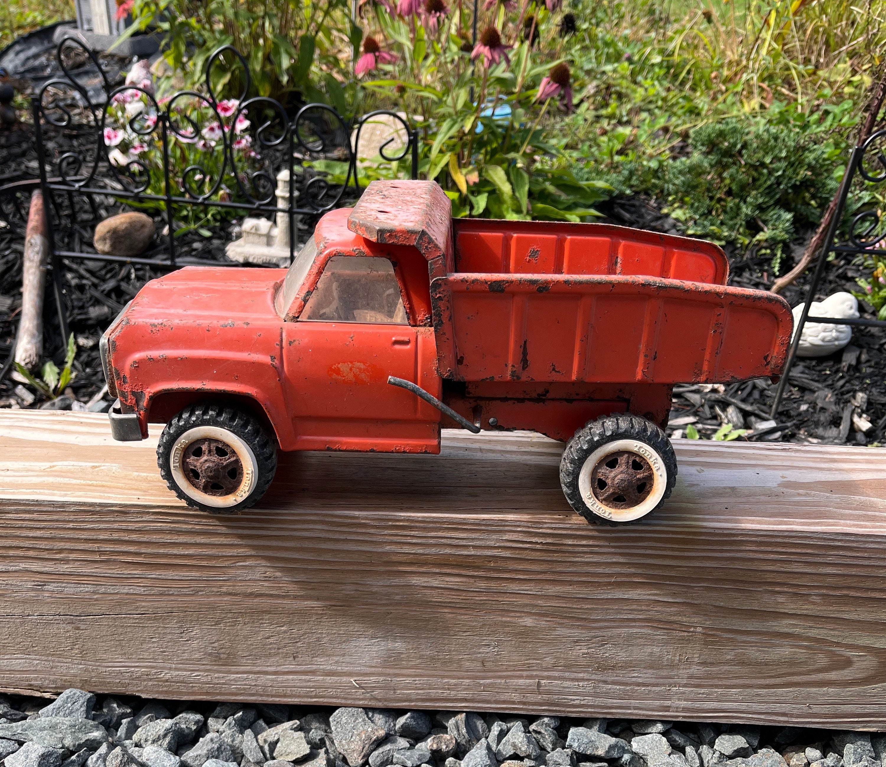 Vintage 1970s Tonka Orange Dump Truck Steel Fall Decoration