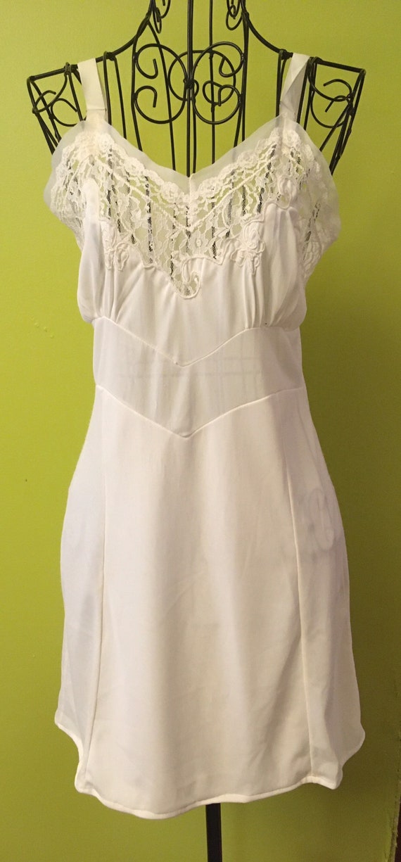 Vintage 60’s White Nylon Dress Slip 34