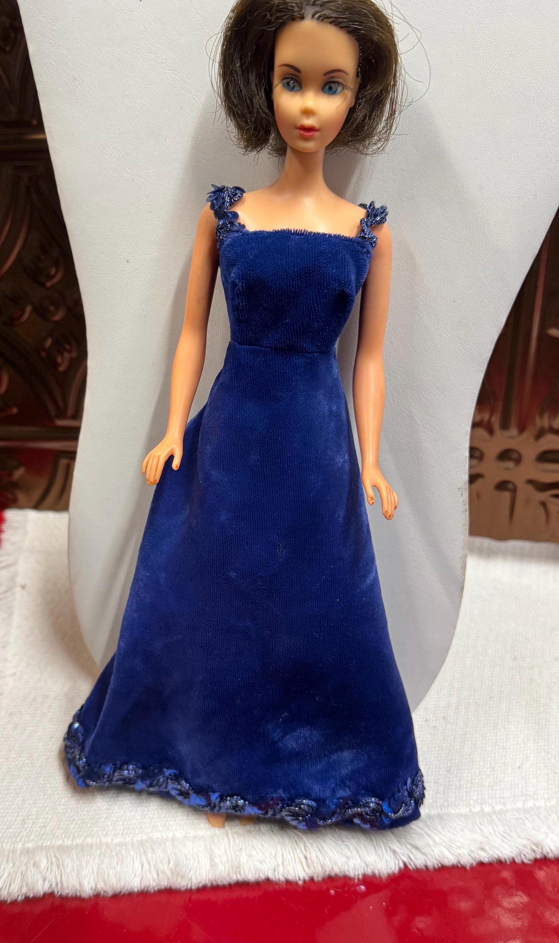 Vintage Barbie 1970s Blue Velvet Gown Sequins Straps 11 Fashion Doll  Clothing Gift for Girls Barbie Collectors - Etsy