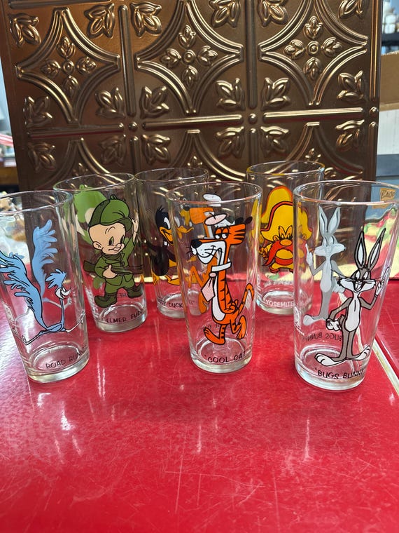 Vintage Warner Bros Looney Tunes Water/ Beverage Glassware 1973 Each Sold  Separately Pepsi Collection