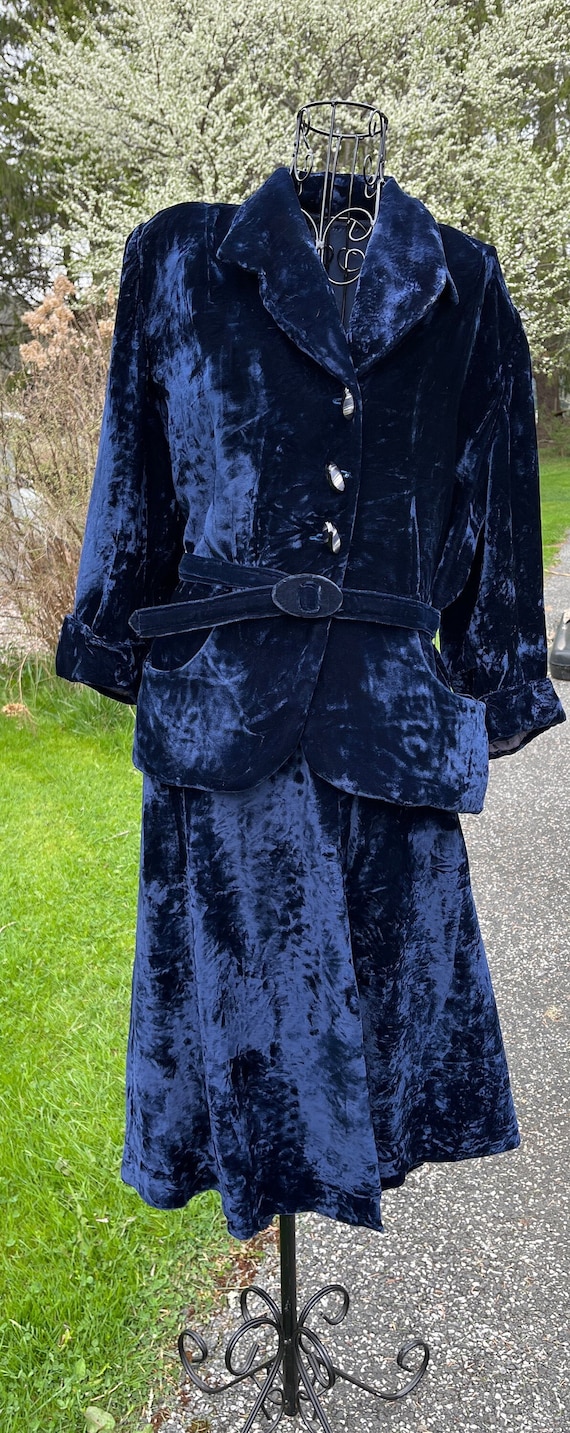 Vintage Women Blue Velvet Skirt and Jacket Skirt S