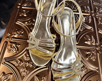 Gold  Slingback Straps Dress/Formal Heels 7 1/2 M Chunky Heel Open Toes