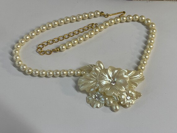 Vintage Celluloid Rhinestone Faux Pearl Flower Ch… - image 2