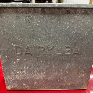 Vintage Milkman Galvanized DairyLea Milk Porch Box Delivery Milk Bottle Bin 1920s Insulated Milk Box Farmhouse Rustic Decor