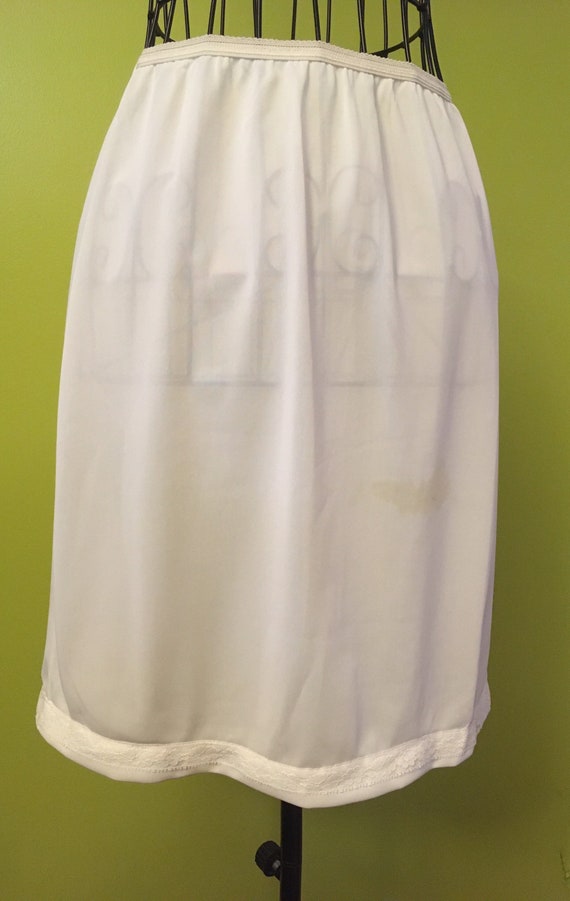 Vintage SKIRT SLIP Kayser White Half Slip Nylon - image 2