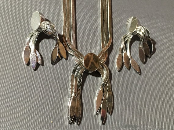 Vintage Monet Silver Plated Snake Choker/Lariat Necklace & Clip Earrings Demi Parure
