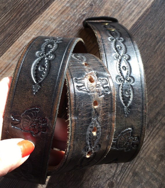 Vintage Hand Tooled Leather Belt Size 38 Square D… - image 2