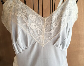 Vintage LILO Lingerie 1950's  Light Blue Dress Full Slip, 34 Small, White Lace Overlay