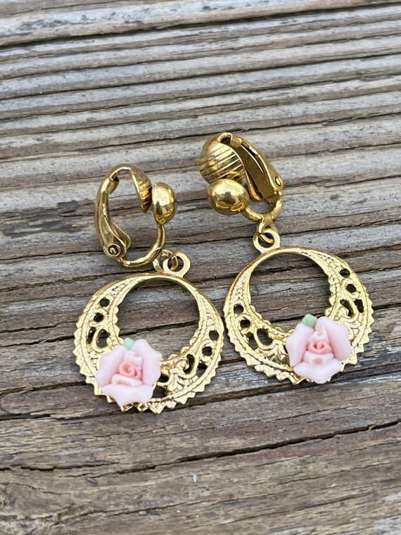 Vintage Filigree Pink Porcelain Rose Gold Tone  Paddle Earrings