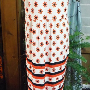 Boho Hippie Maxi Orange, White, Black Daisy's Striped Short sleeve Dress Fifth Avenue Robes Summer Loong Dress image 3