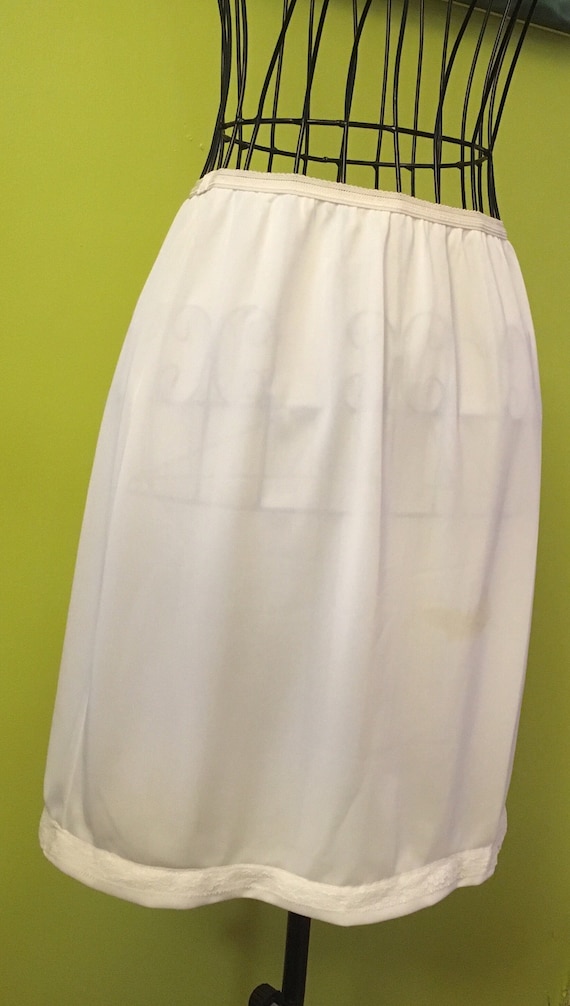 vintage skirt slip white Gem