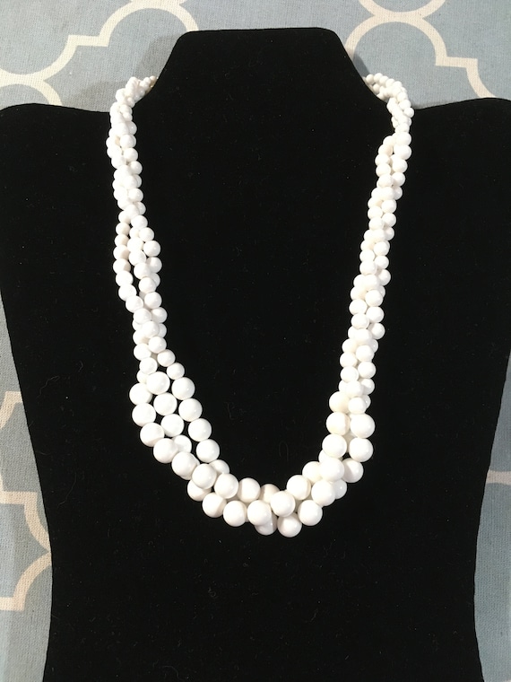 Vintage NAPIER White Bead Twisted Three Strand Pri