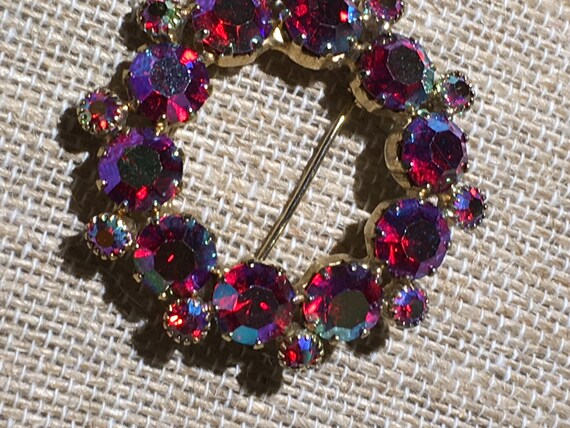 Aurora Borealis Wreath Brooch - image 6