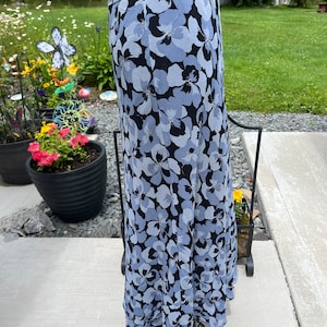 Vintage Ladies Long Blue Pansies Floral Skirt Ankle Lenght Skirt Lightweight Flowing