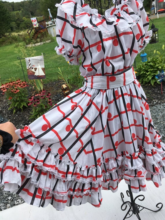 Vintage Red,Black & White Dance Jeri Bee Square Da