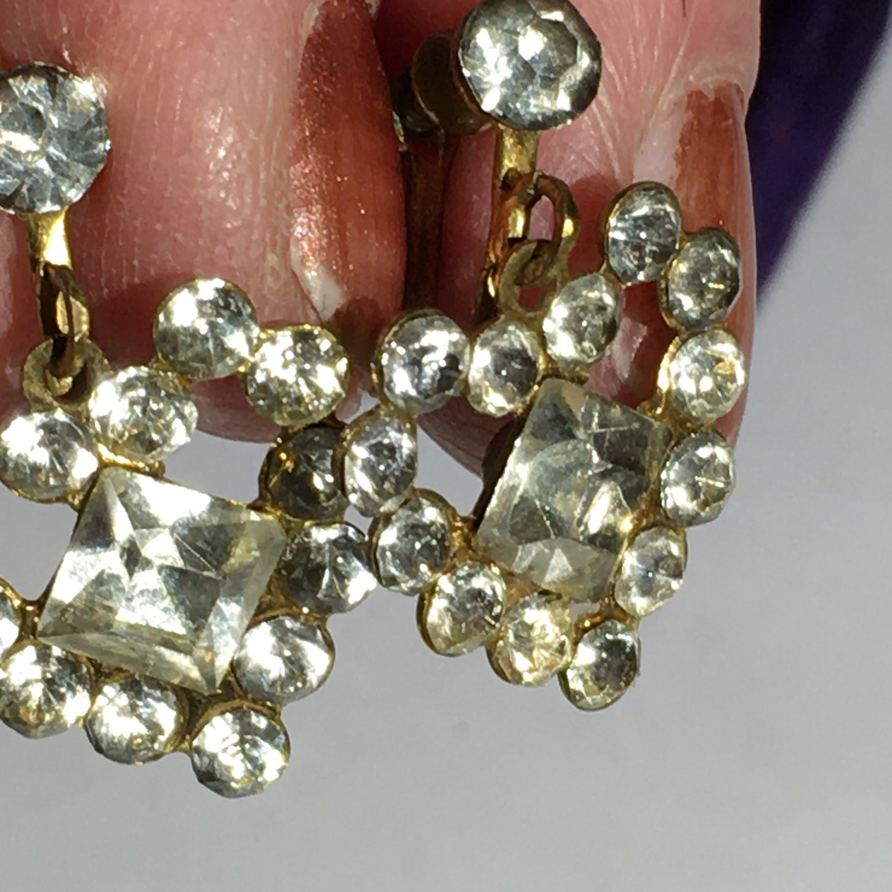 Boucles D'oreilles Anciennes En Forme De Cœur Strass - Fermoir à Clous, Occasion