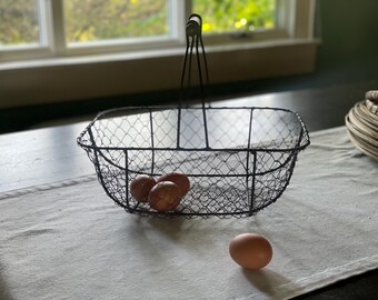 Rustic Farmhouse Wire egg basket