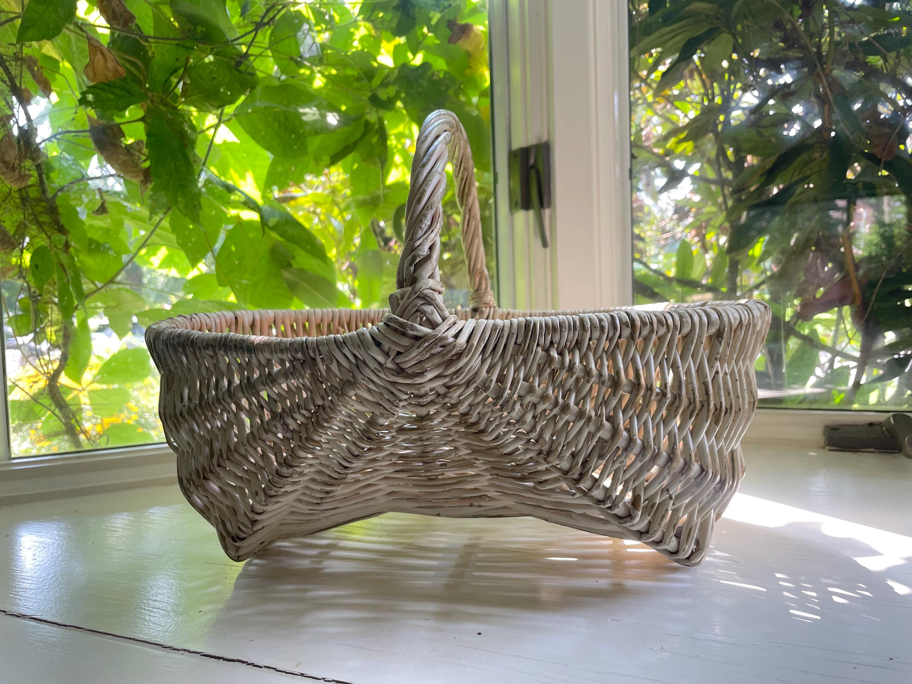 ウィッカー製吊り下げ式バスケット卵型 Buttock egg basket - Etsy 日本