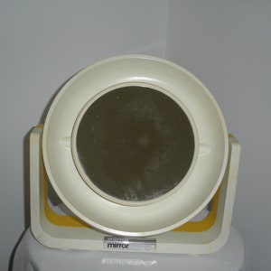 Vintage Mirror Round Clairol Lighted Dual Flip Mirror Magnified Yellow and White