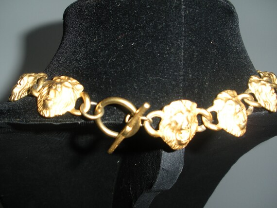 Vintage Anne Klein Lion Heads Necklace Matte Gold… - image 4