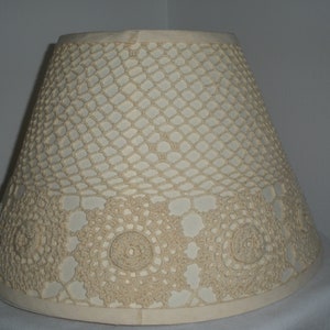 Vintage Crochet Lamp Shade Cream Beige Ecru Color Floral Design Bell-Shaped Romantic Tabletop Light Shade