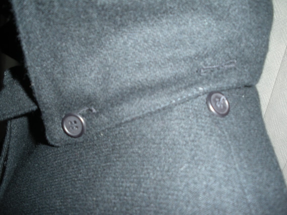 Vintage Black Wool Cape Albert Nipon Removable Ho… - image 5