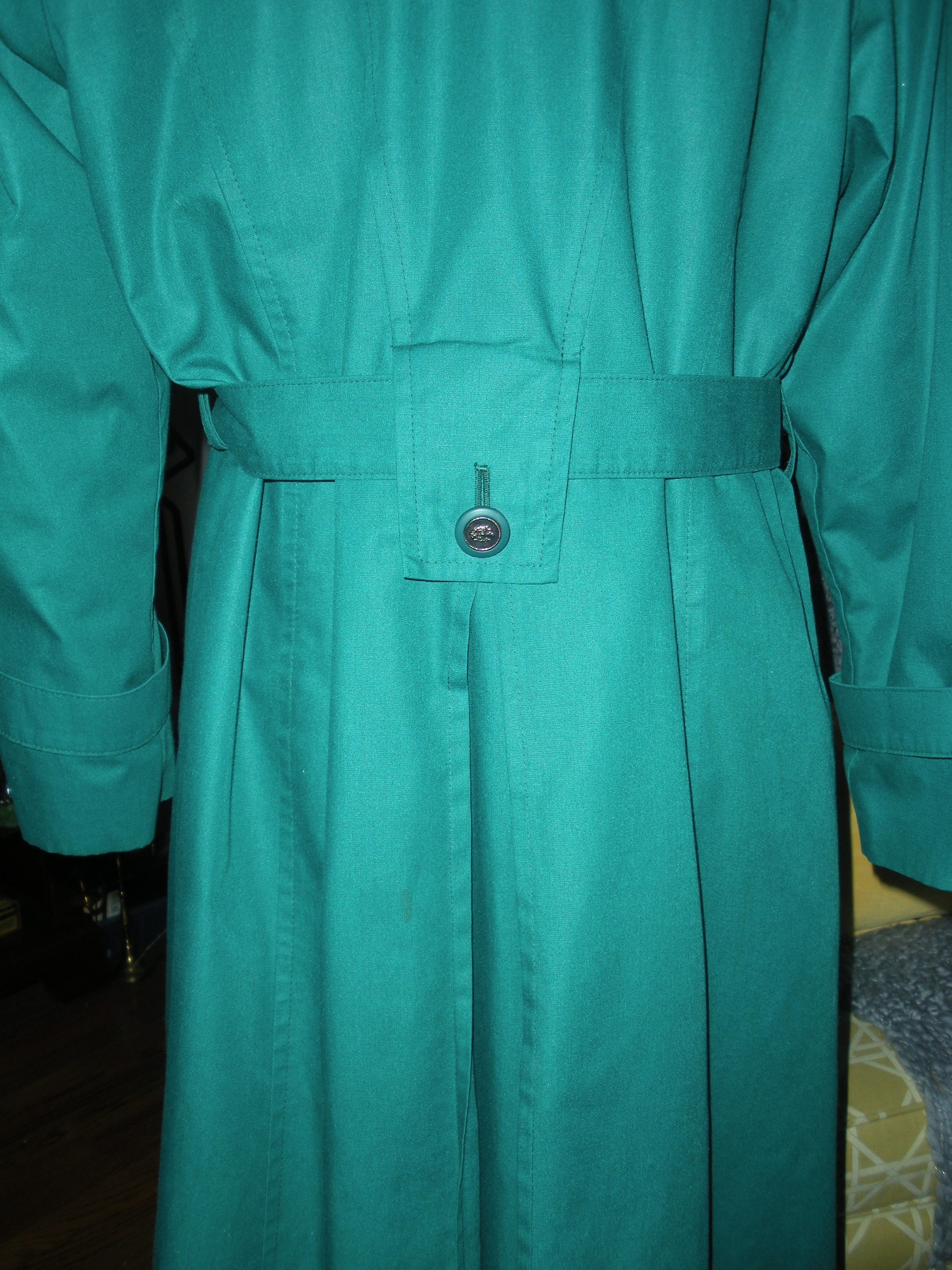 London fog top green trench coat