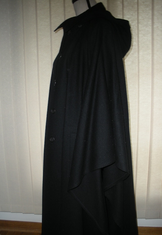 Vintage Black Wool Cape Albert Nipon Removable Ho… - image 3