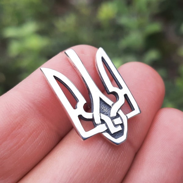 Silver Ukraine pin, Ukraine symbol Trident, Ukraine jewelry, Ukrainian Tryzub, Ukrainian lapel pin, Ukrainian brooch, Emblem of ukraine