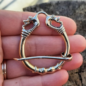 Viking fibula, Small, Gotland replica, Sweden, Reconstruction, History, Medieval, Norse, Scandinavian age, Viking jewelry brooch, SCA, Pin