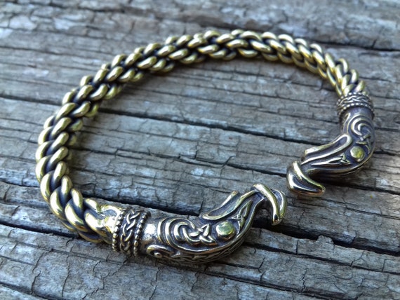 Wolf Head Viking Bracelet with Wooden Box – Valhalla Vikings